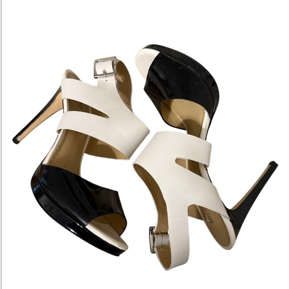 Michael Kors  Black and White Women's Heels - Picture 1 of 4